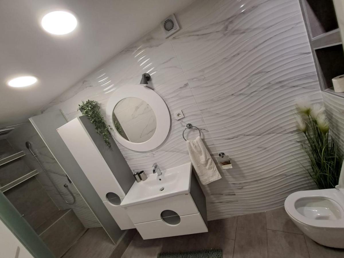 Appartement *Enjoy* à Šibenik Extérieur photo